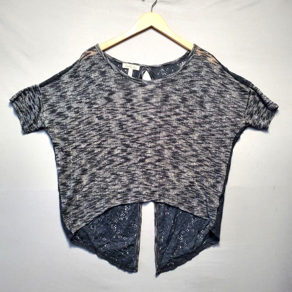 True Freedom Lace Back Dolman Crop Shirt Juniors XL Gray Sheer High Low Boho Top
